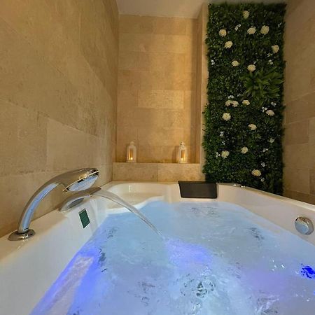 Appartement Dampierre En Yvelines Luaran gambar