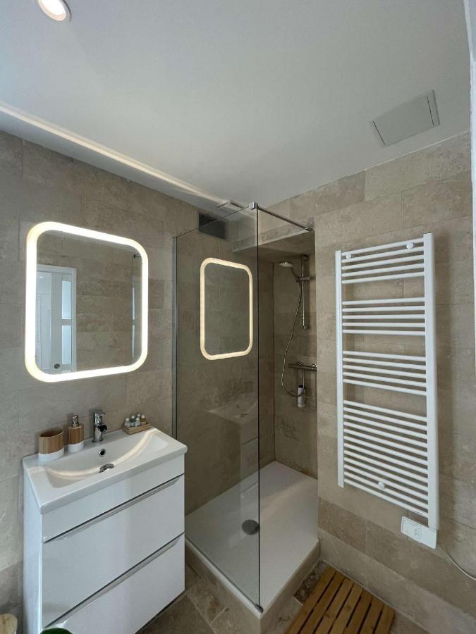 Appartement Dampierre En Yvelines Luaran gambar